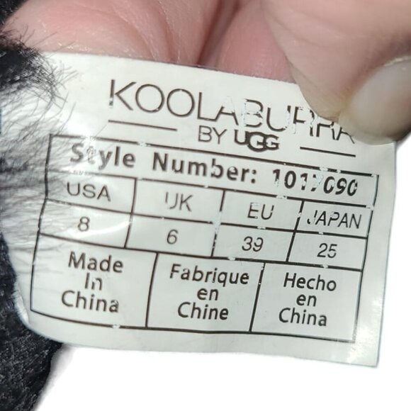 Koolaburra by Ugg Mid Calf winter suede Boots in Size 8 pull on Black fur lined - Picture 7 of 7